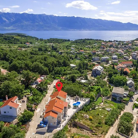 Ferienhaus In With Wifi Sumartin