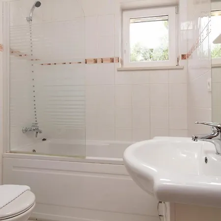 Beautiful In With Kitchen 度假居 苏曼婷